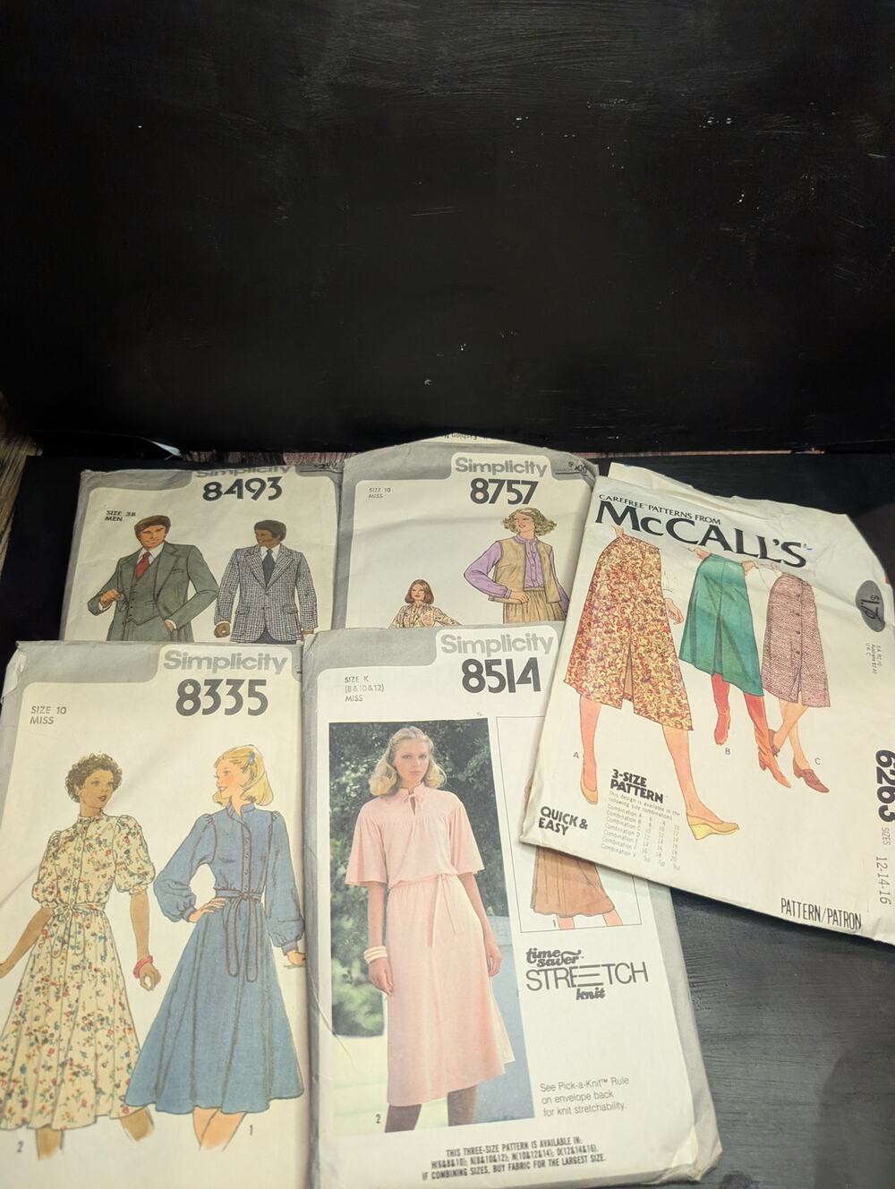 Lot of vintage women's and men's patterns